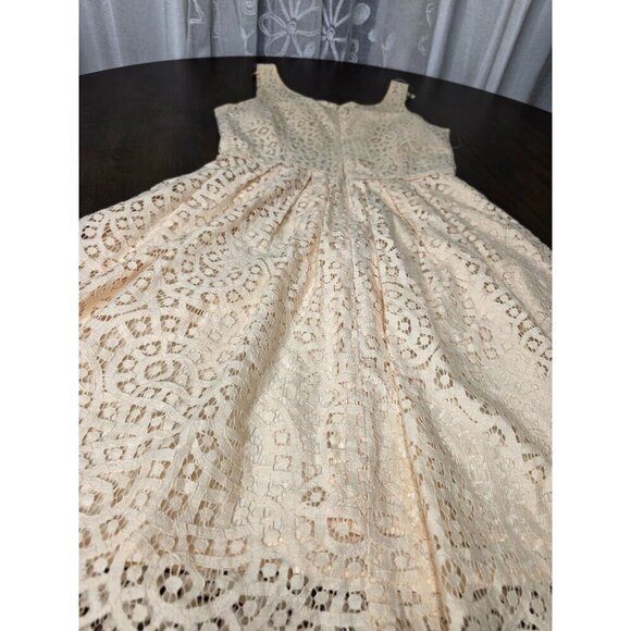 J Crew Blush Broderie Anglaise Dress, size 0 - Picture 7 of 16